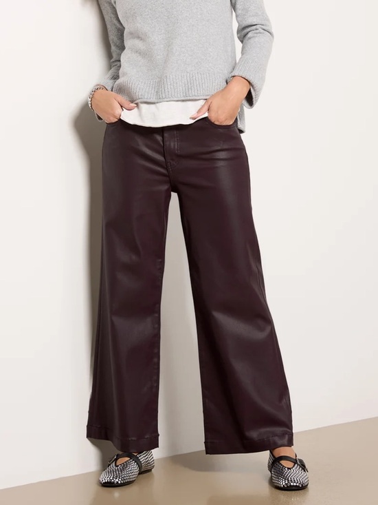 Kut from the Kloth Pants - Kut from the Kloth Wide-Leg Faux Leather Pants in Deep Plum